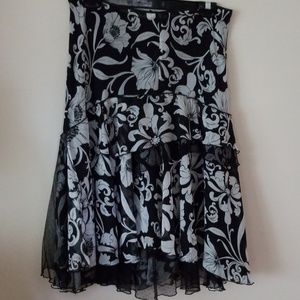 Skirt White House/Black